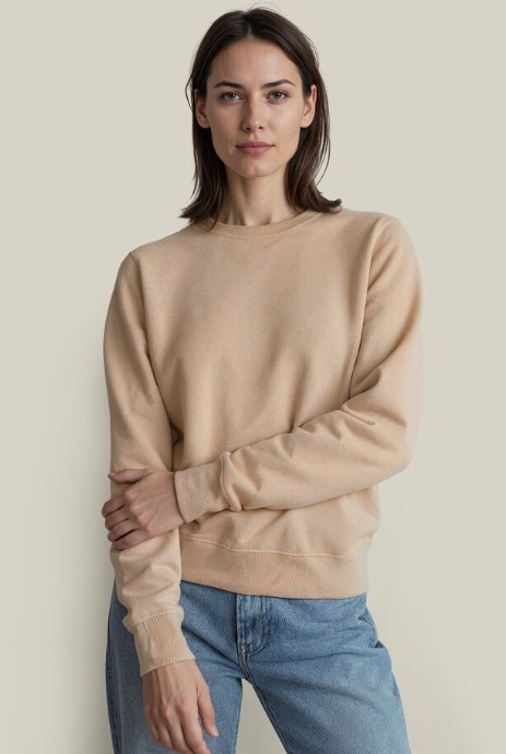 um crewneck collegegenser firmalogo